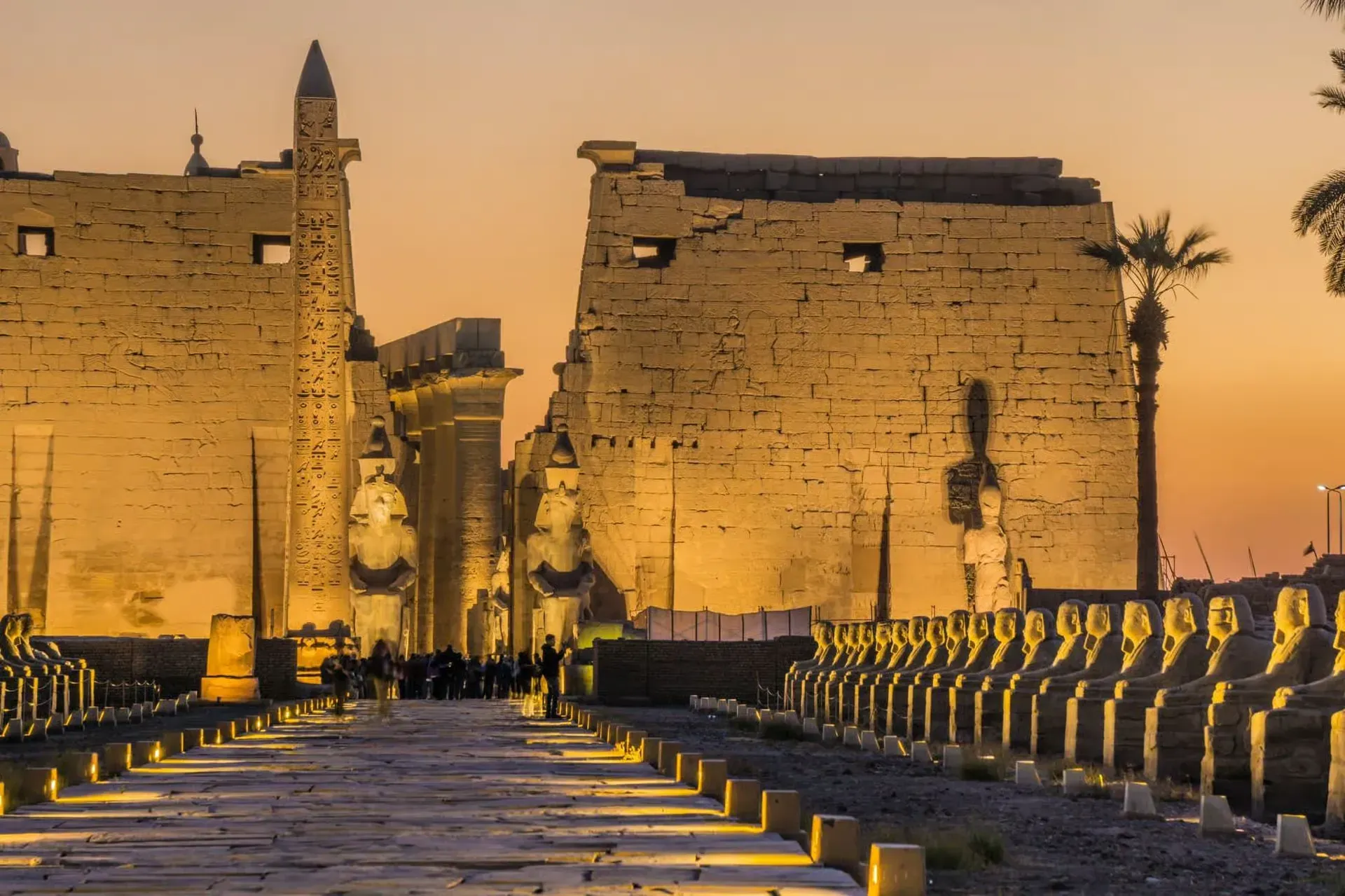 2 Days Tour to Cairo and Luxor from Alexandria Port