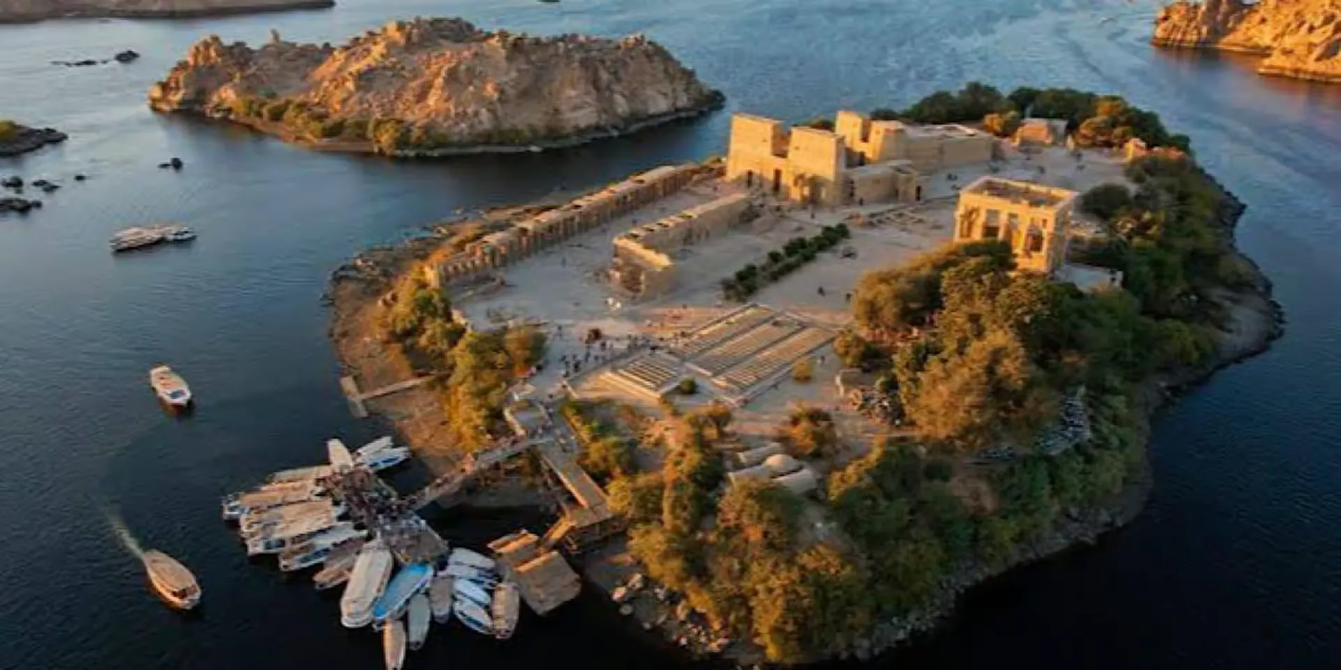 Day Tour in Aswan: Active Philae & Dam Trek