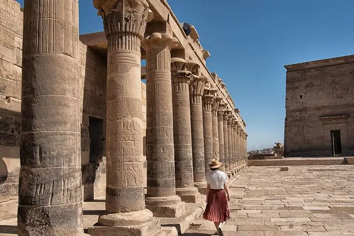 Private day tour to the temples of Kalabsha and Nubian