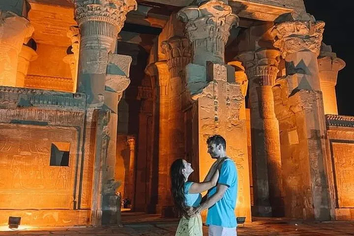 Day Trip to Edfu Temple and Kom Ombo Temple From Aswan