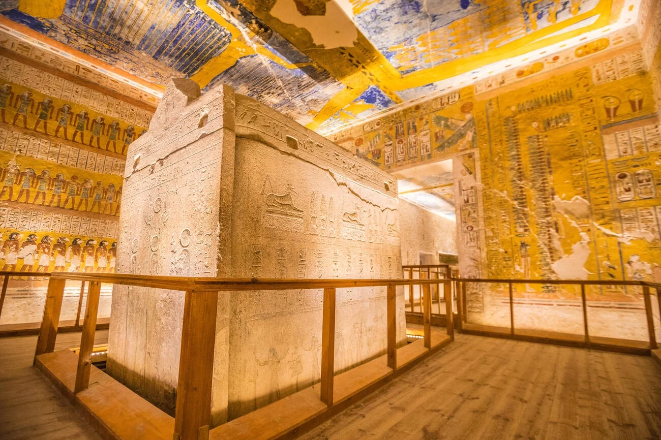 KV2 — Ramesses IV