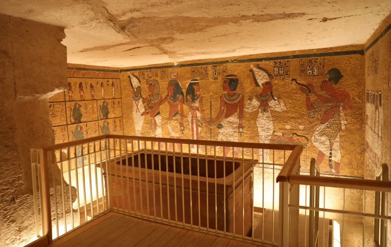 KV62 — Tutankhamun