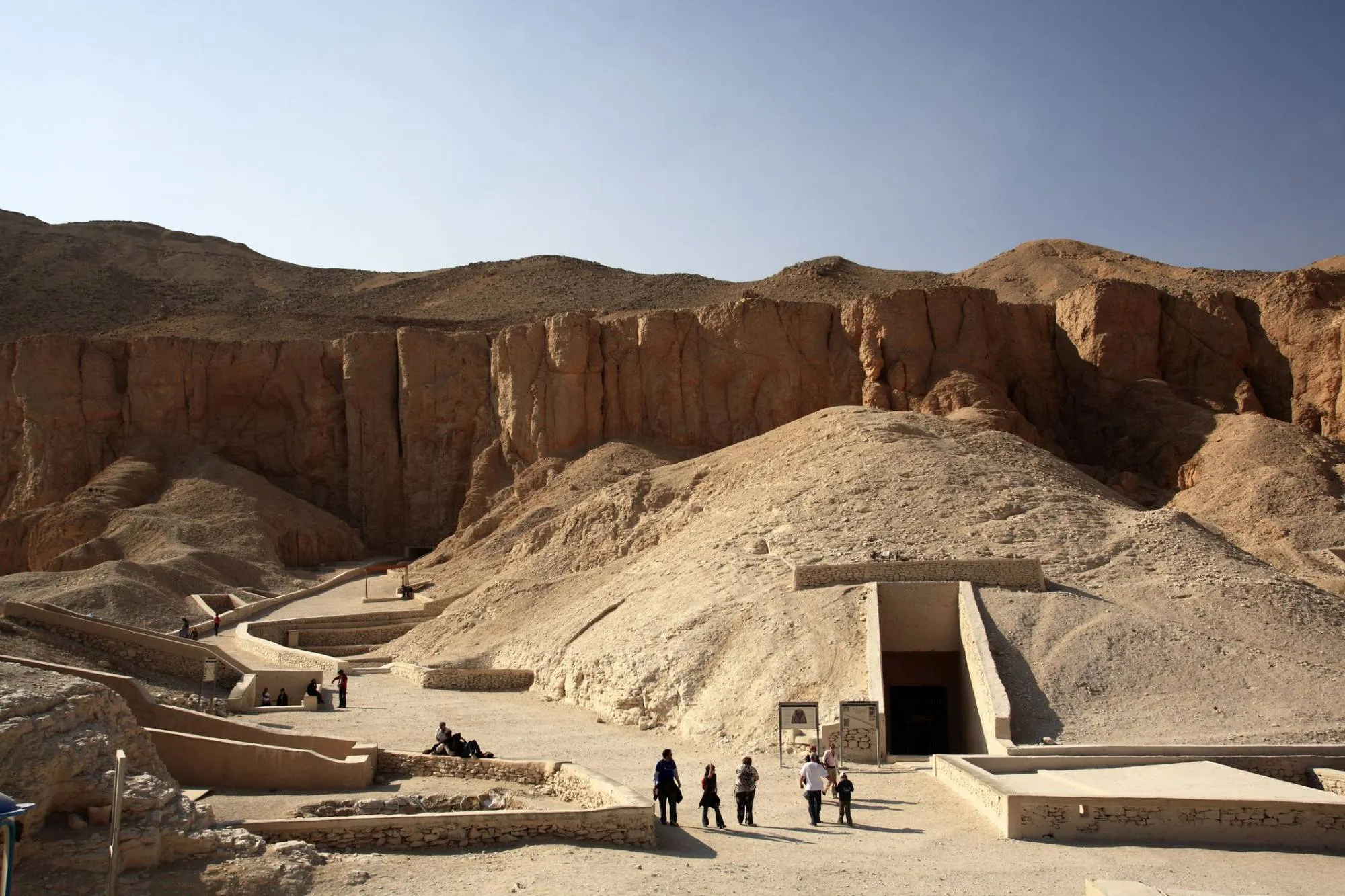 tombs to visit in Valley of the Kings