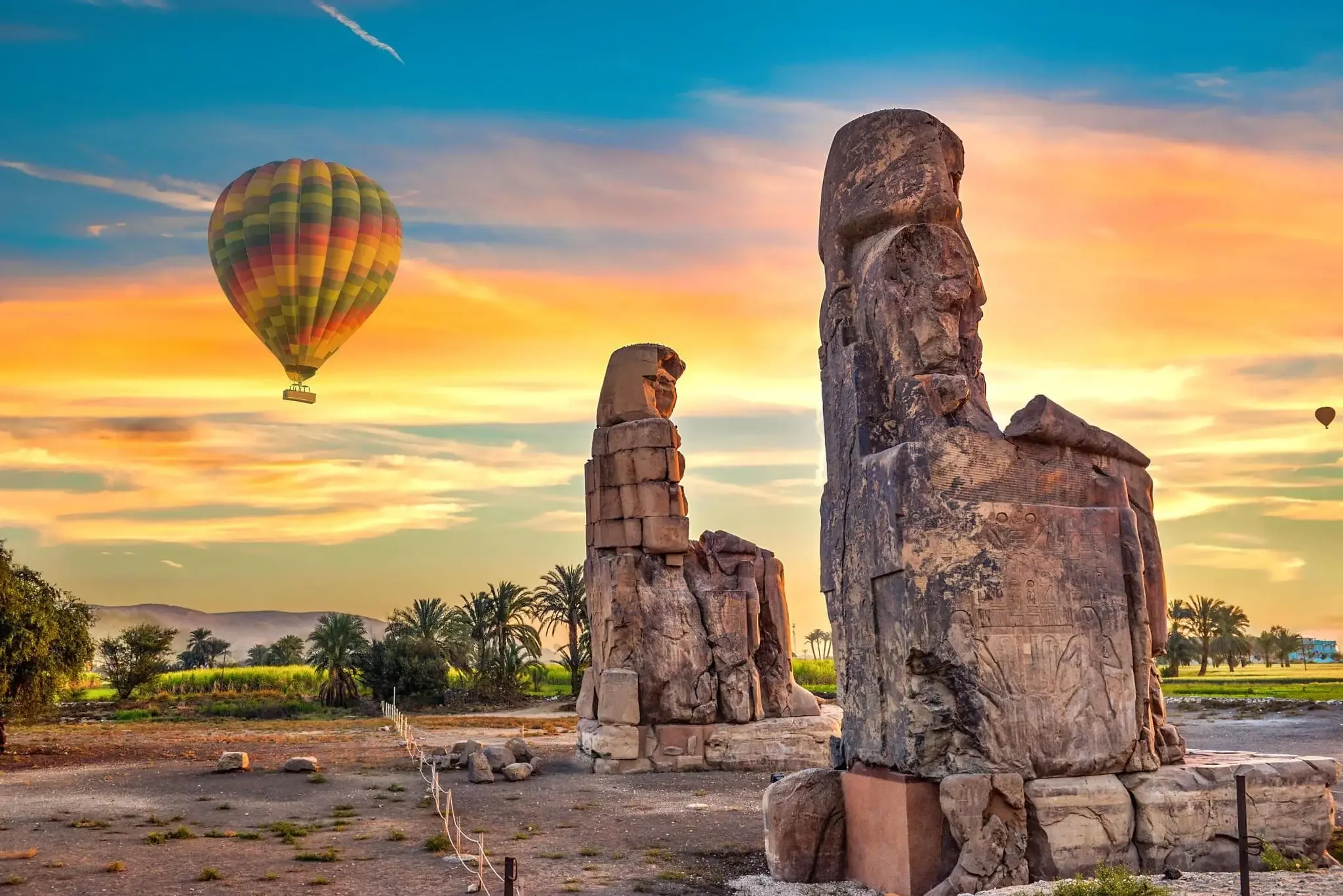 Combining the Colossi of Memnon with Other Luxor Attractions
