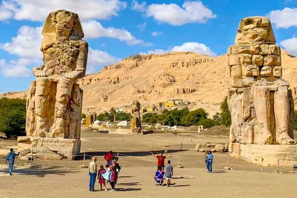 What to Expect When You Visit Colossi of Memnon in Luxor