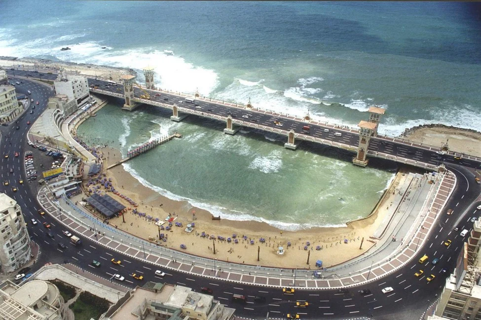 The Corniche and Stanley Bridge
