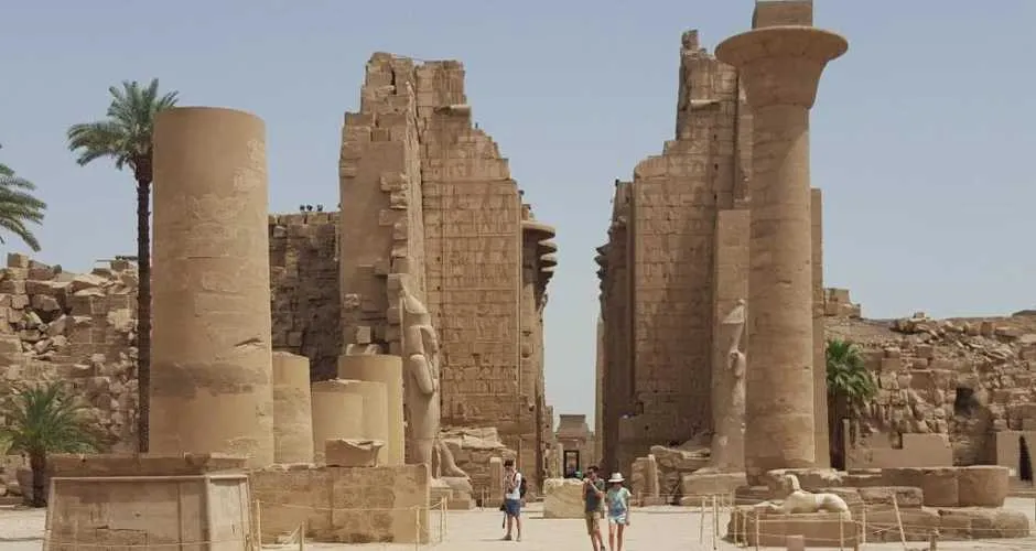 Navigating the Top Luxor Egypt Attractions by Geography