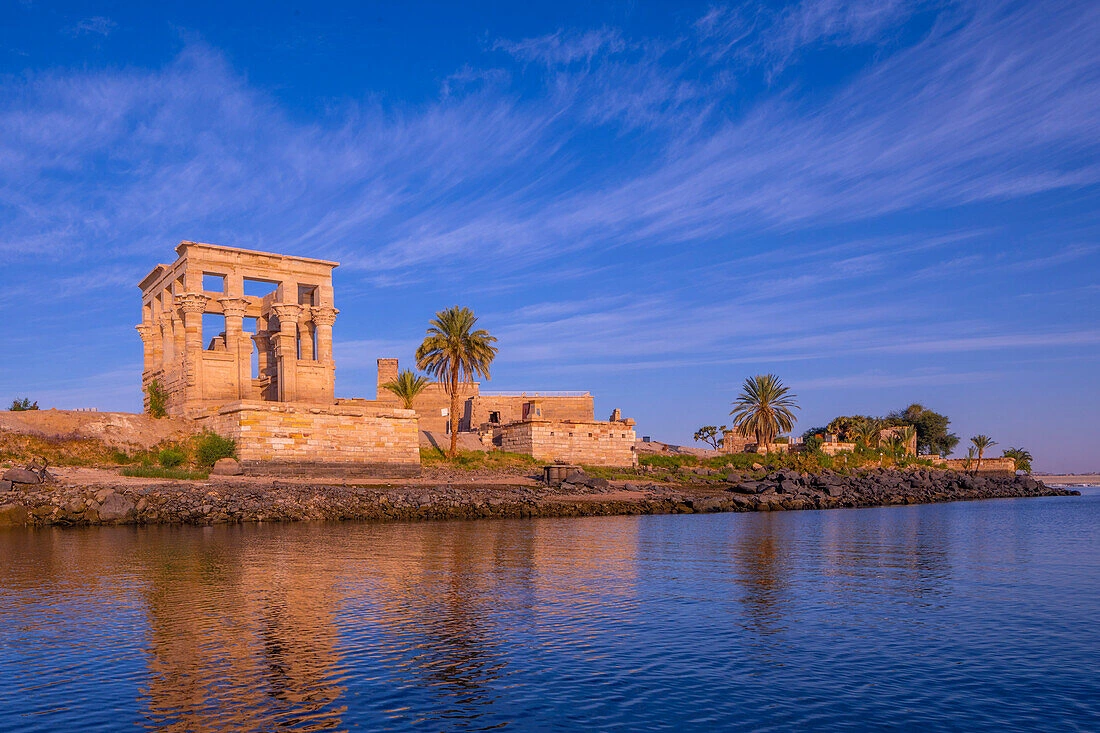 motorboat cost to Philae Temple