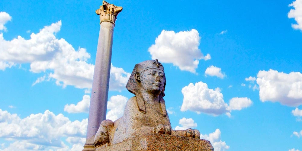 Architecture of Pompey's Pillar — A Marvel of Roman Engineering