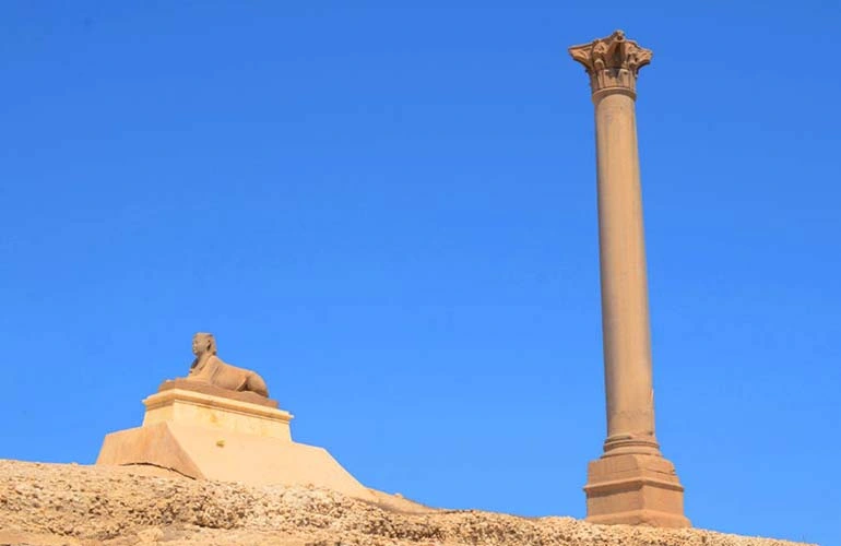 Combining Pompey's Pillar with Other Alexandria Attractions