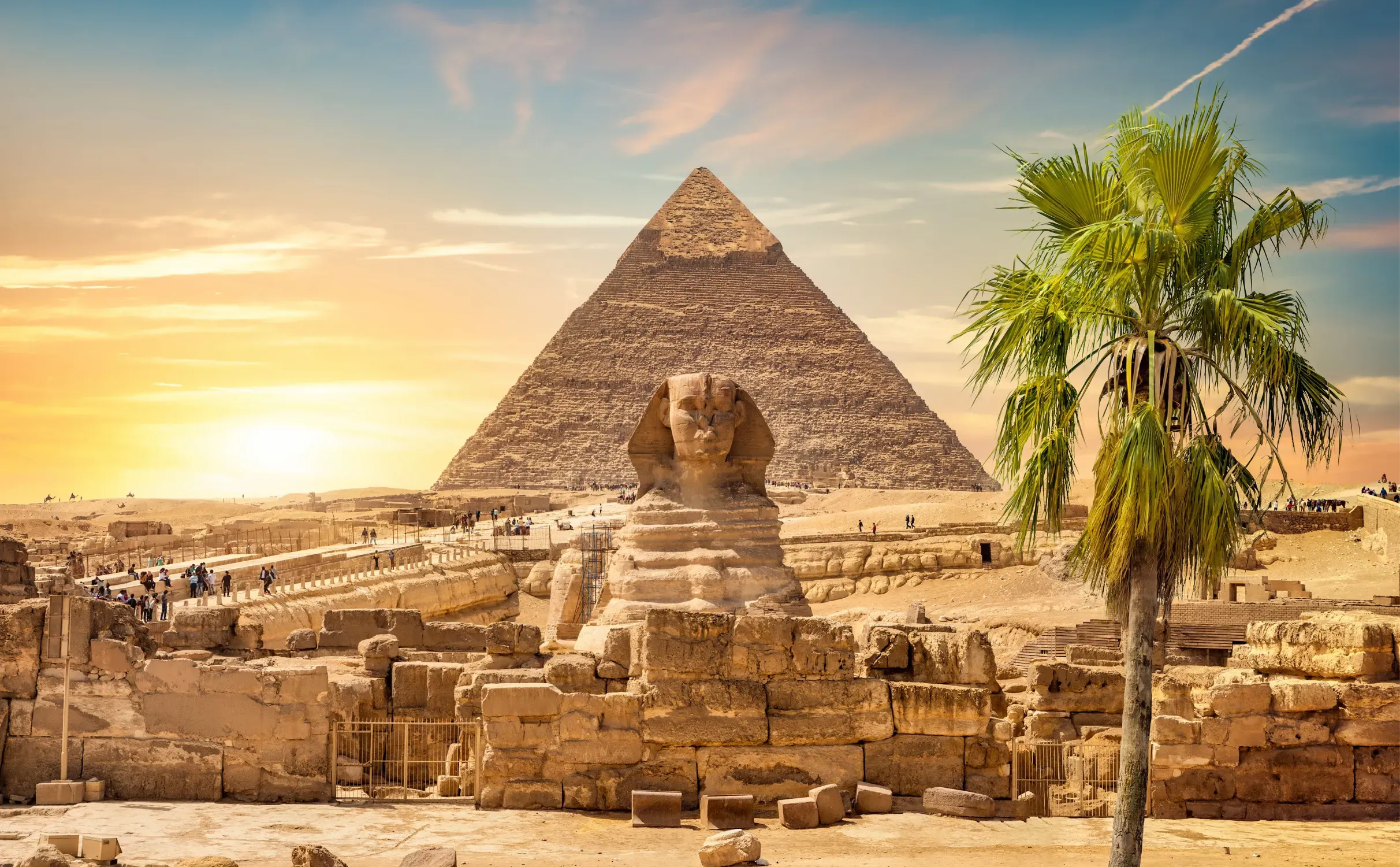Visiting the Pyramids of Giza: The Ultimate Pyramids of Egypt Guide