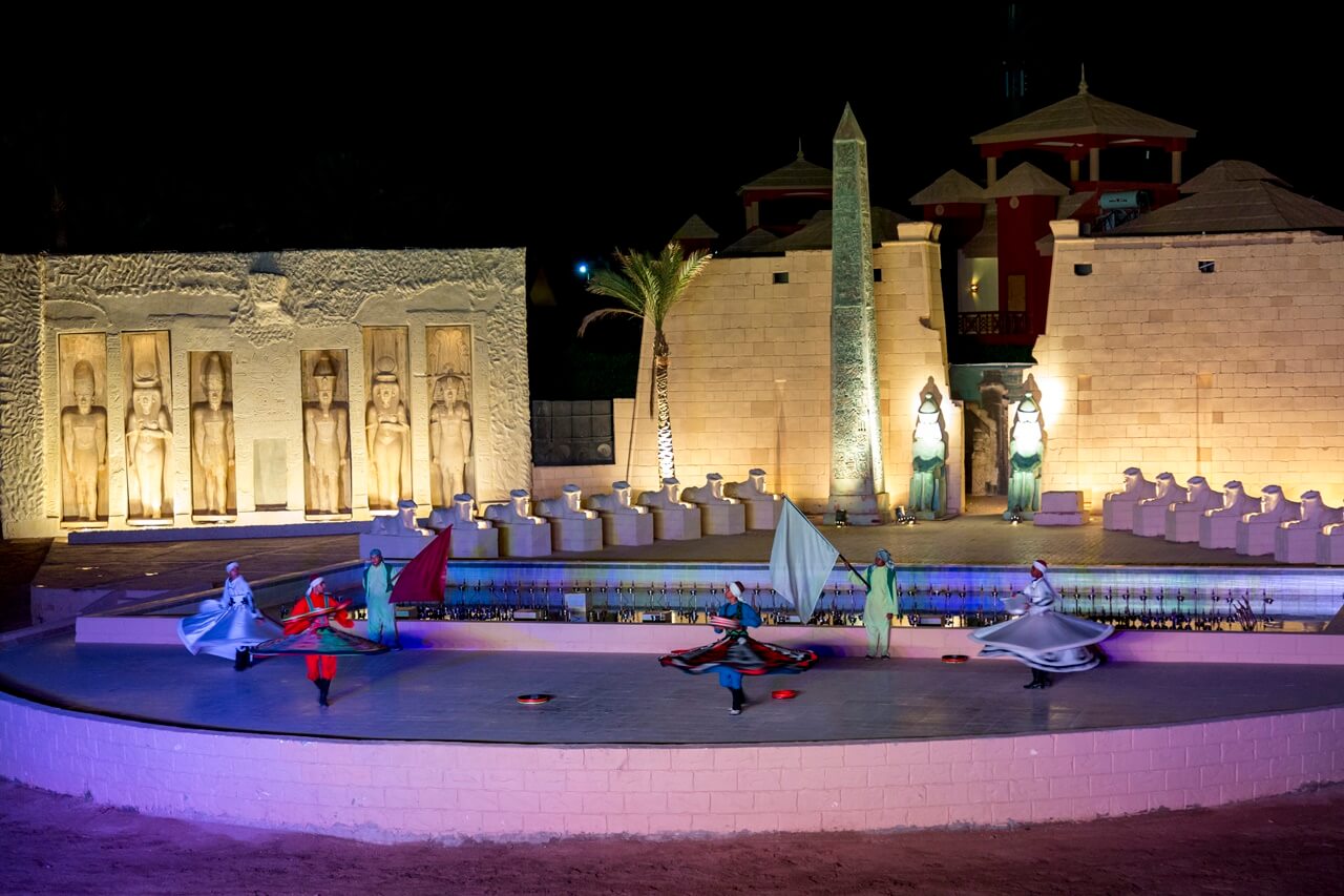 Experience Hurghada's Nightlife &mdash; Bars, Clubs, and Live Entertainment
