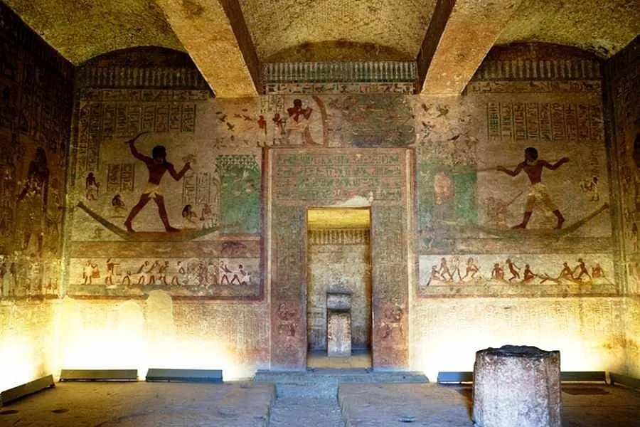 Cairo To Minya: Solo Private Explorer Tour