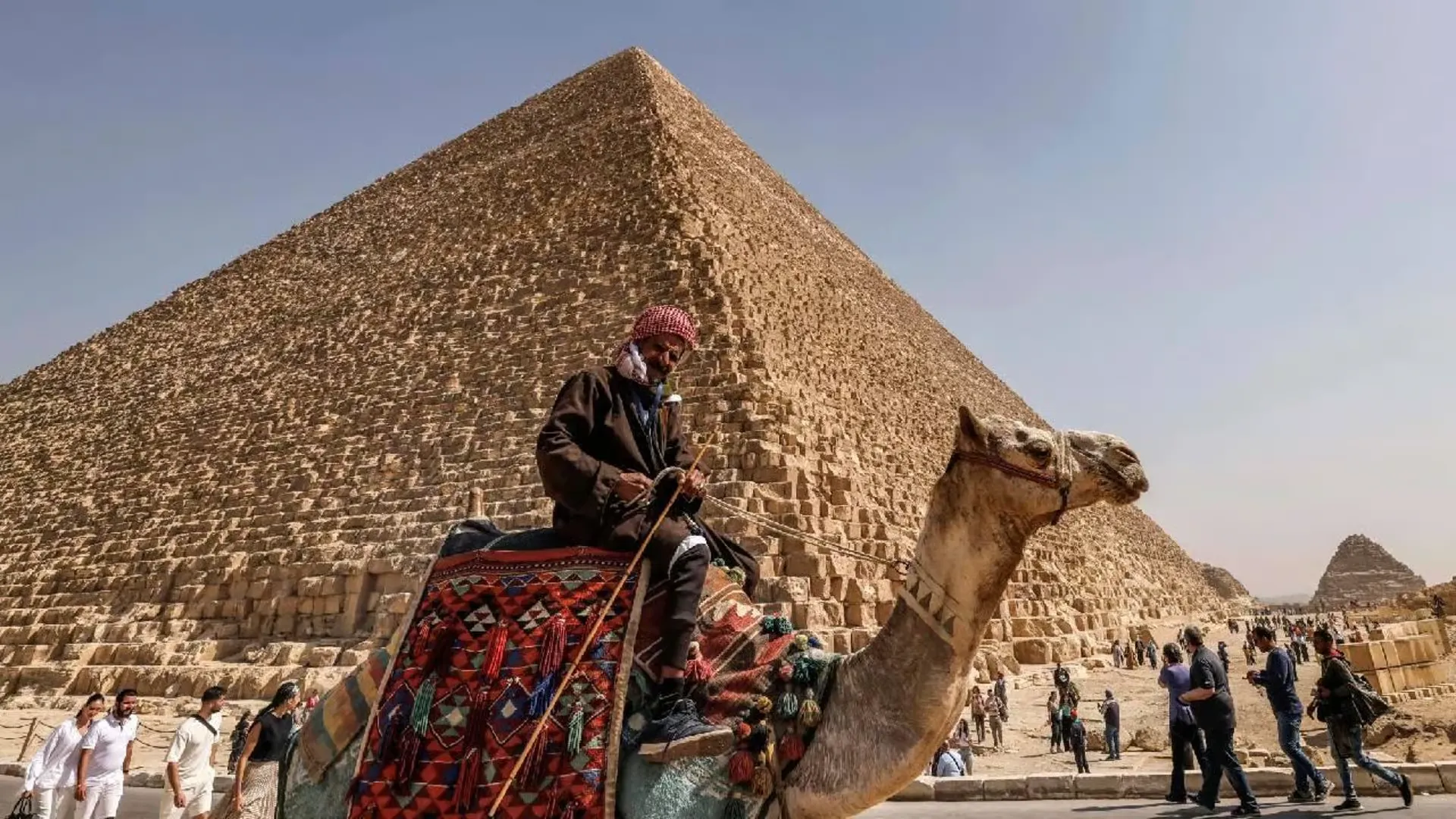 Hurghada to Cairo by Car: Private VIP Edition