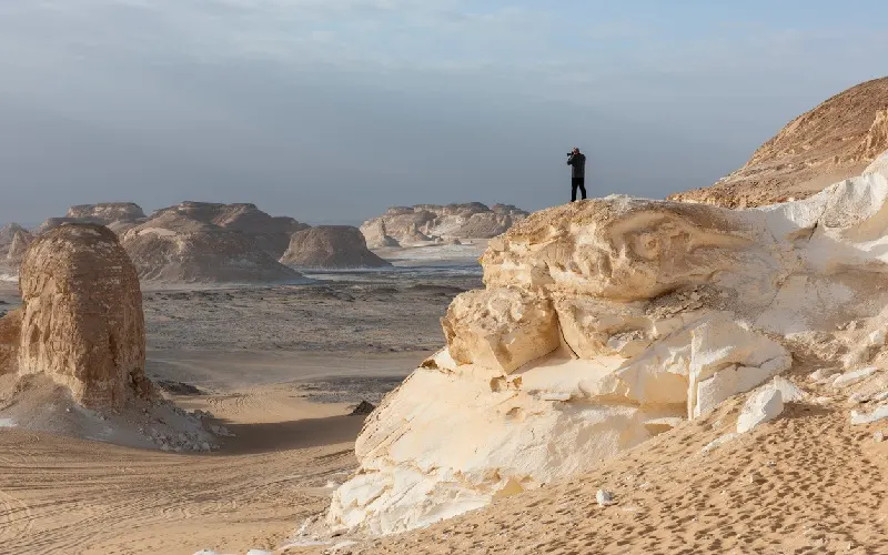Two Days Tour to White Desert From Luxor