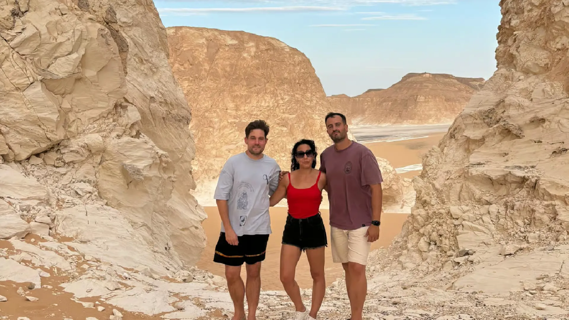 White Desert and Black Desert Program 2 Days / 1 Night