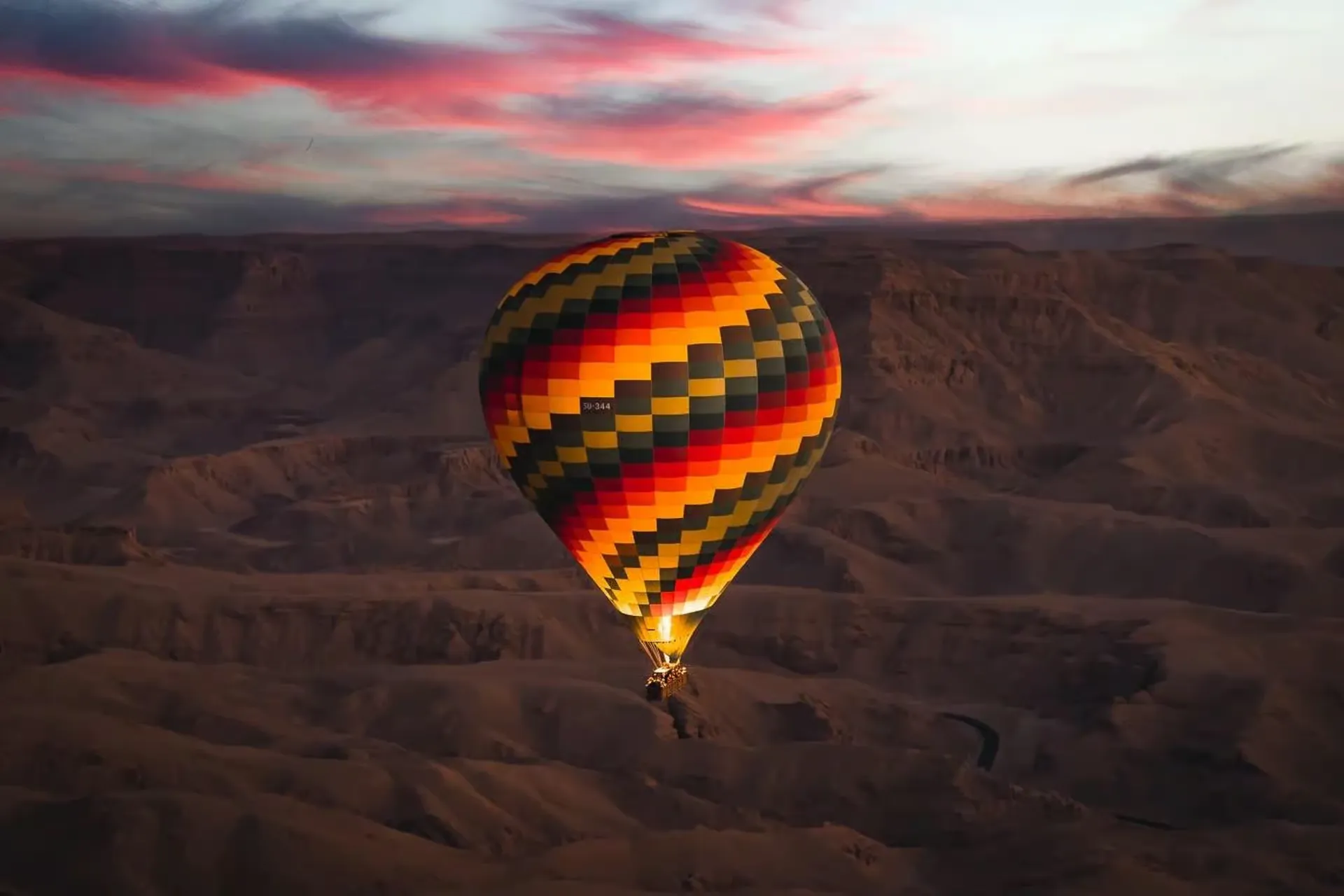 Sunrise Hot Air Balloon Ride Over Luxor