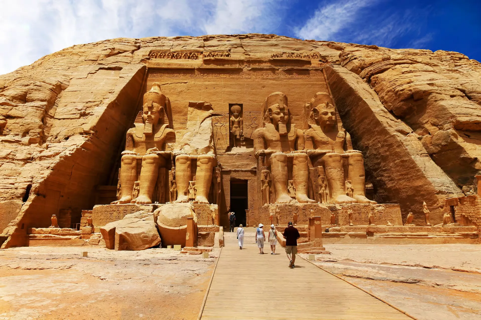 Private 2-day tour to Aswan & Abu Simbel