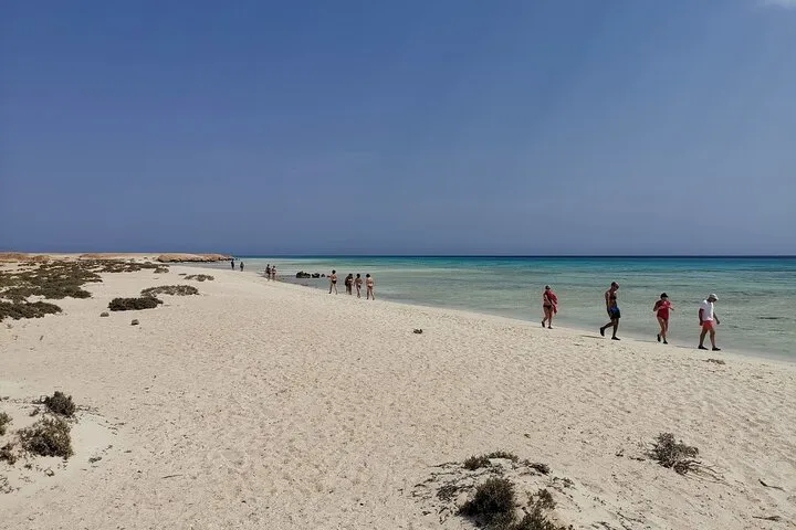 Sharm El Luli and El Qulaan Tour from Marsa Alam