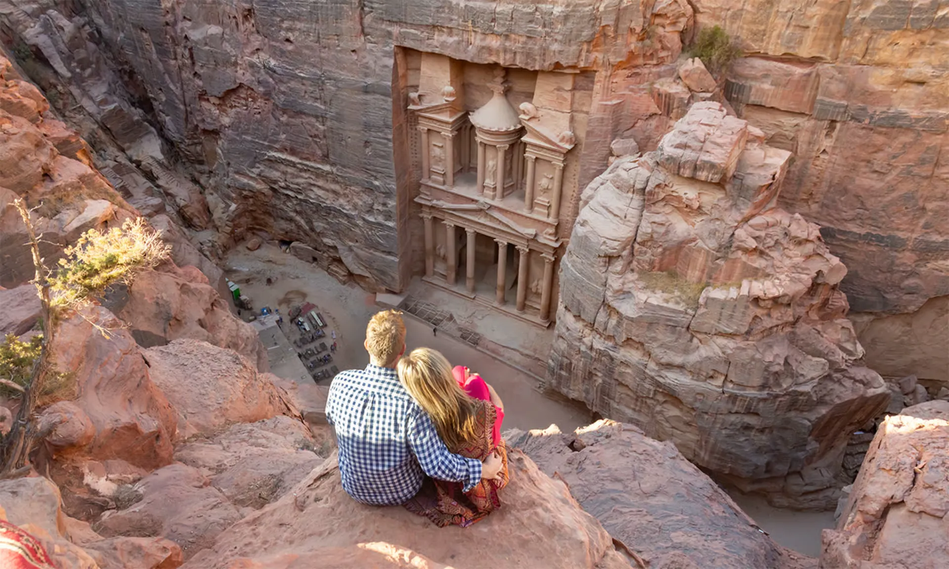 Petra Tour From Sharm by CruiseNemo Kamal